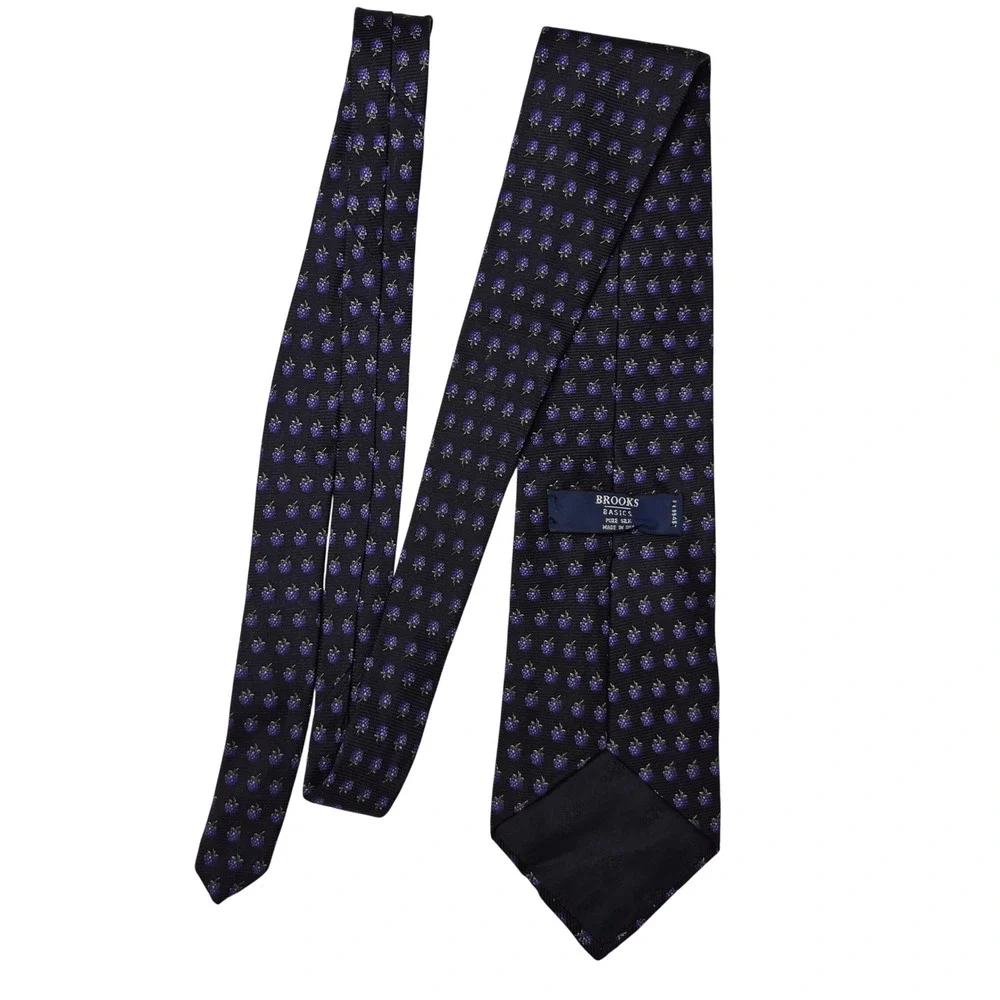 Brooks Brothers Basics‎ Repp Tie Mens Black Purple Blackberry Foulard Silk USA